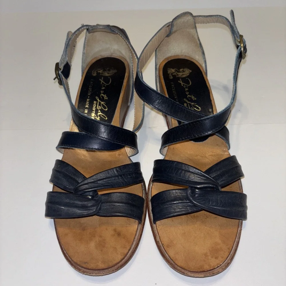 FIRST LADY BOOTERY Vintage Navy Leather Wedge Sandals Slingbacks Italy Sz 38